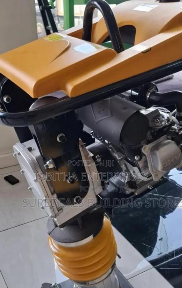 Tamping Rammer With Honda Engine