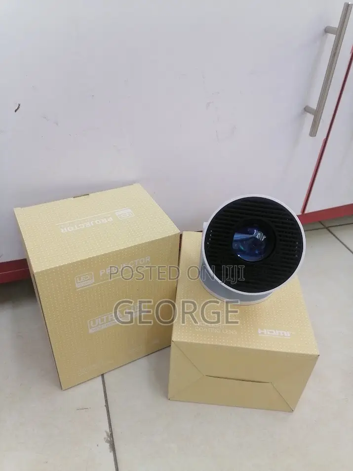 Mini Portable Hy300 Smart Projector Android