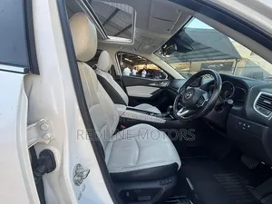 Mazda Axela 2018 White