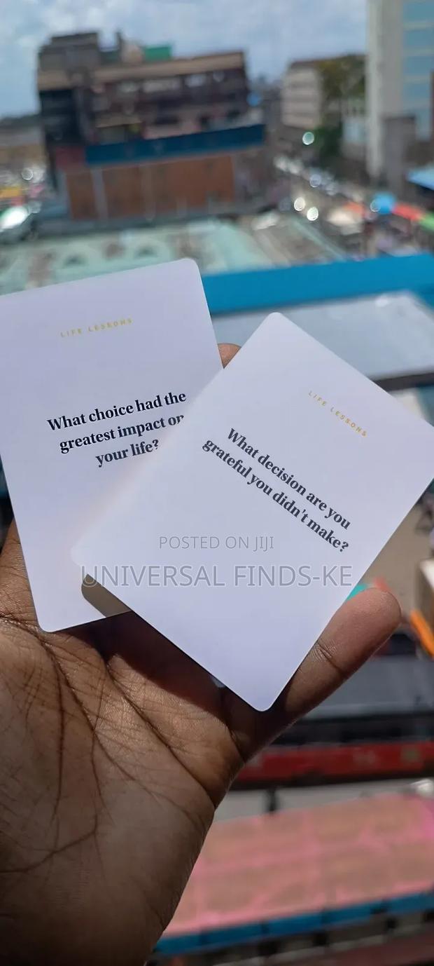 Couples/Friends Ice Breaker Card Game Deeper Talk 150prompts - thumbnail 3