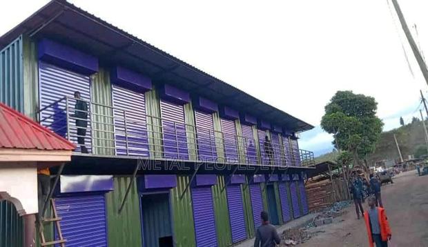 Innovative Container Shops and Stalls - thumbnail 2