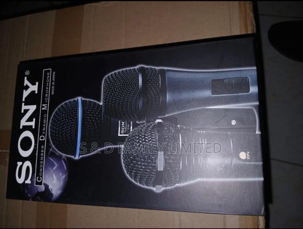 Sony Wired Microphone - main view