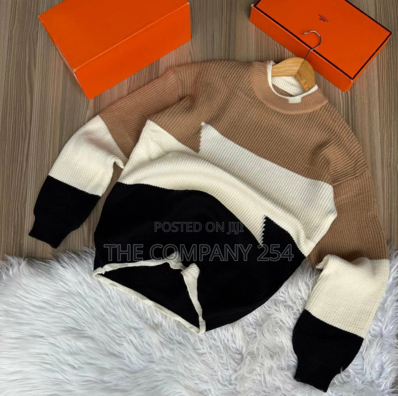 All Weather Longsleeve Round Neck Hoodie Sweaters