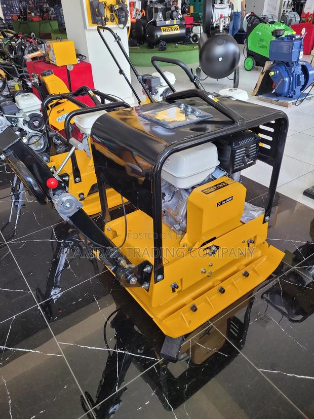 Plate Compactor Reversible - thumbnail 4