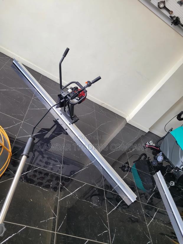 Screeding Machine - main view