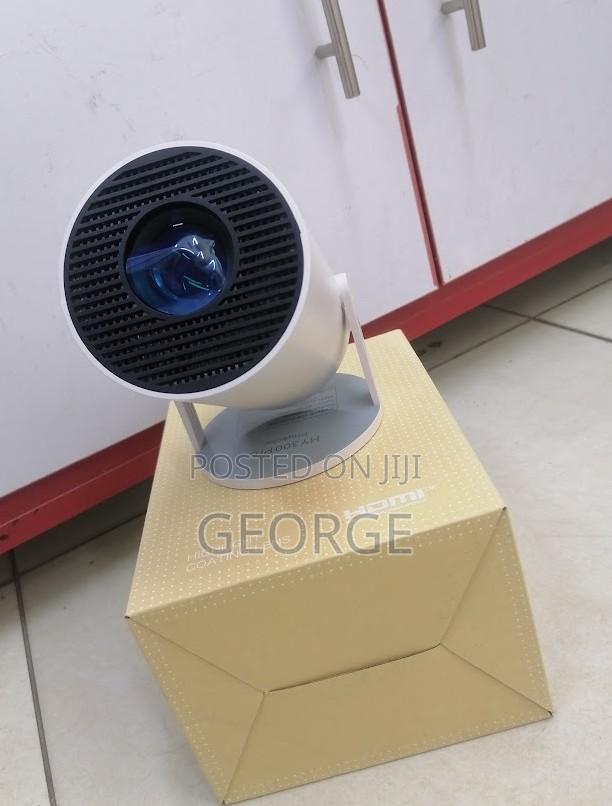 Slashed Price 
Hy300 Smart Projector Android - thumbnail 2