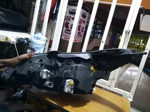 Subaru Forester 8v Headlight