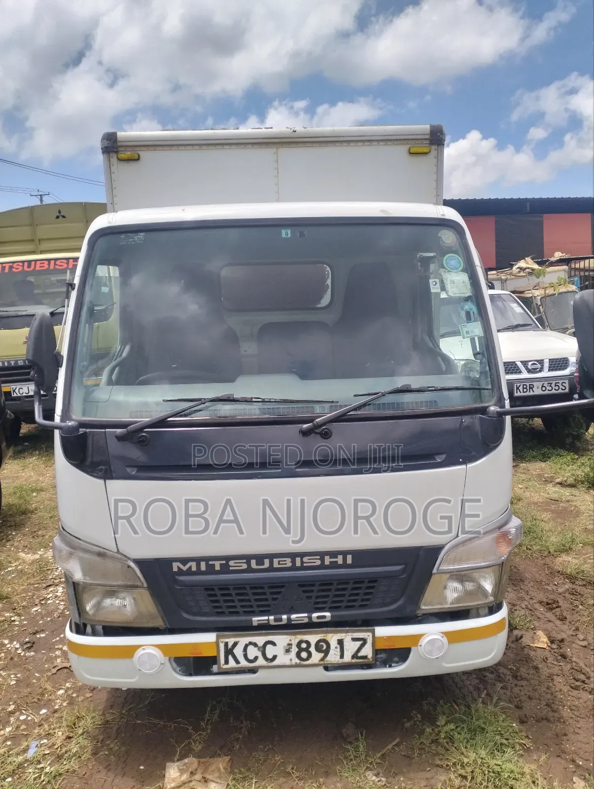 Mitsubishi Canter 2016 Pearl