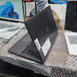 Laptop Dell Latitude 5300 8GB Intel Core I5 SSD 256GB