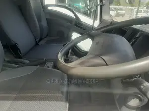 Isuzu ELF Truck 2014