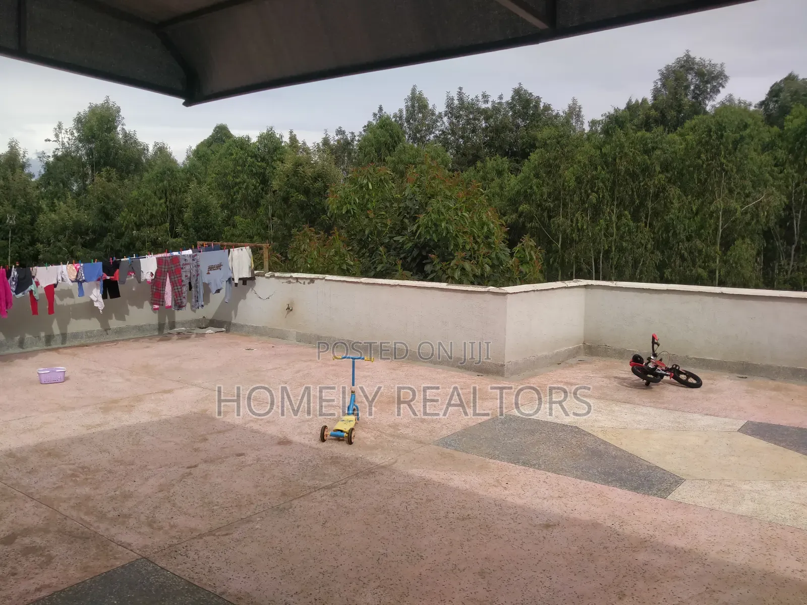 6bdrm Maisonette in Ngong Bondeni Area for sale