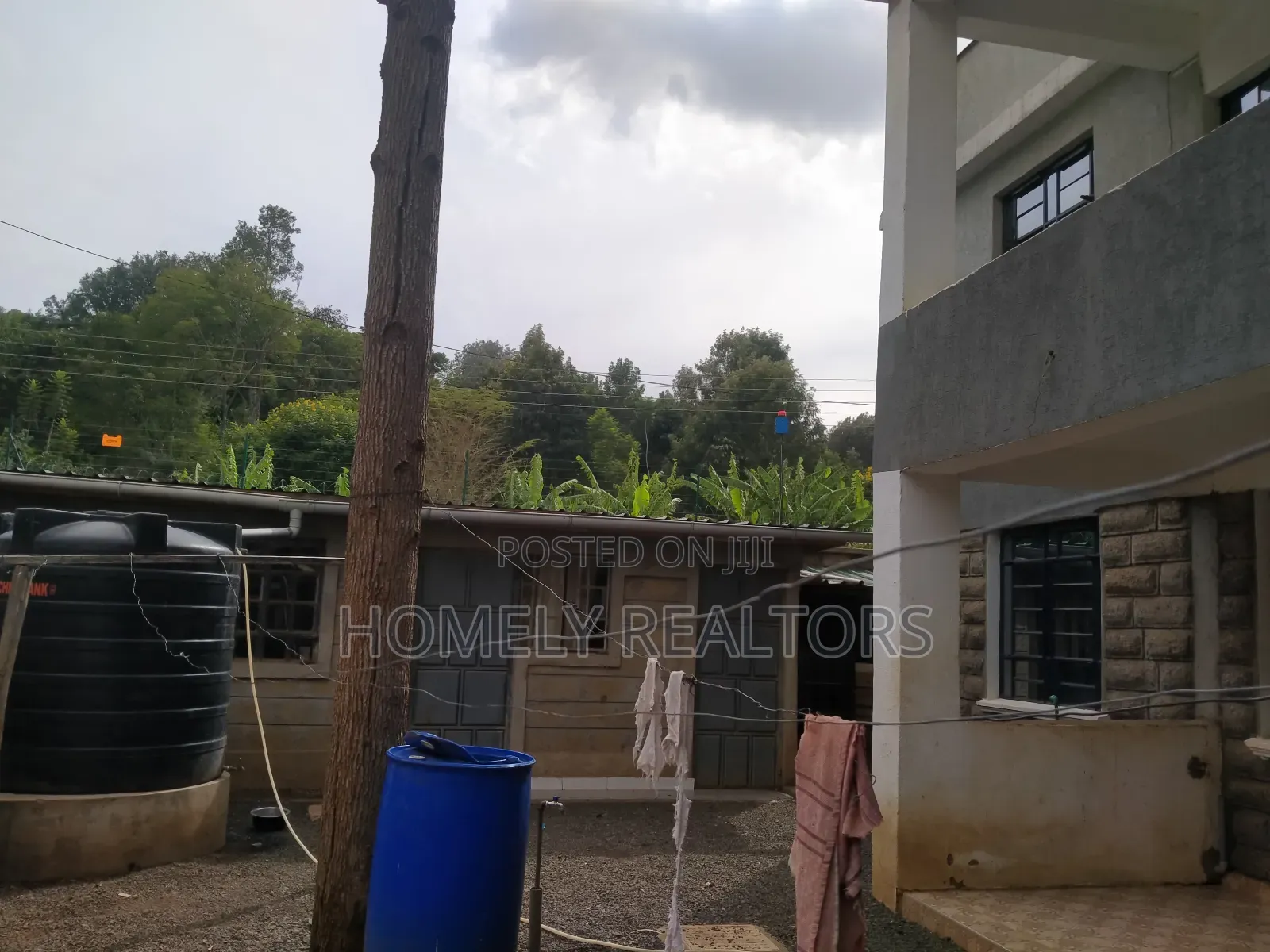 6bdrm Maisonette in Ngong Bondeni Area for sale