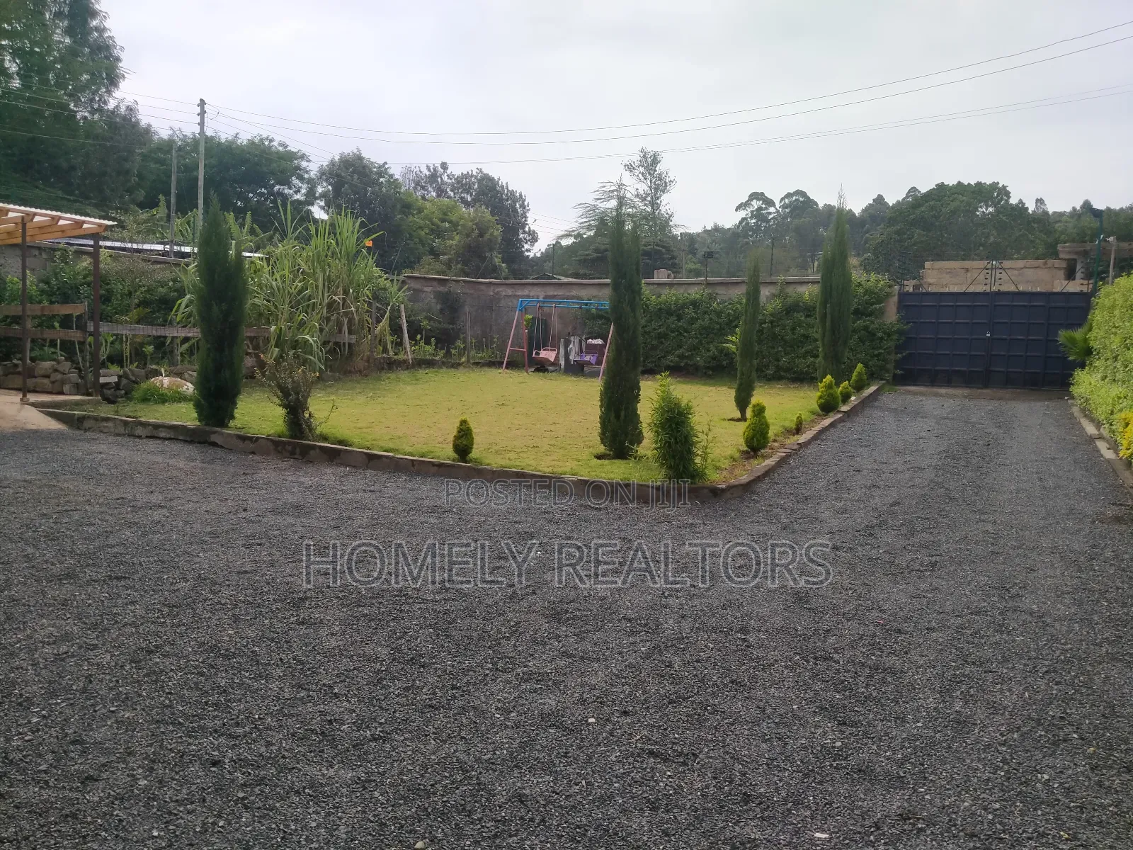 6bdrm Maisonette in Ngong Bondeni Area for sale
