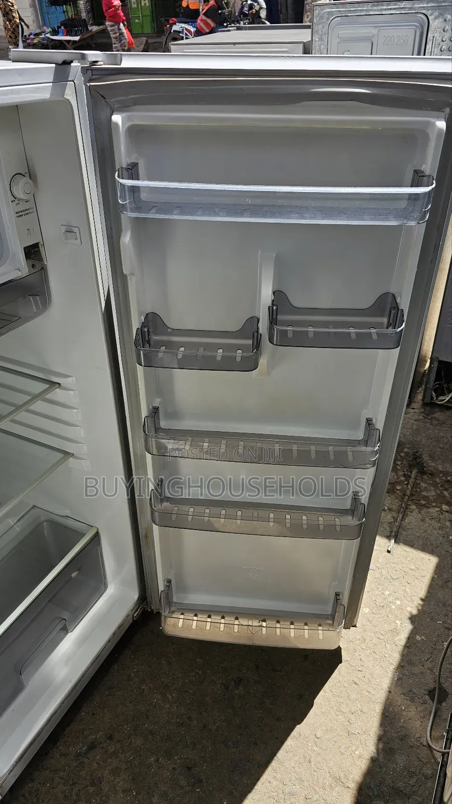 Ramtons 190l Fridge,Used
