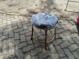Salon Stool - thumbnail 2