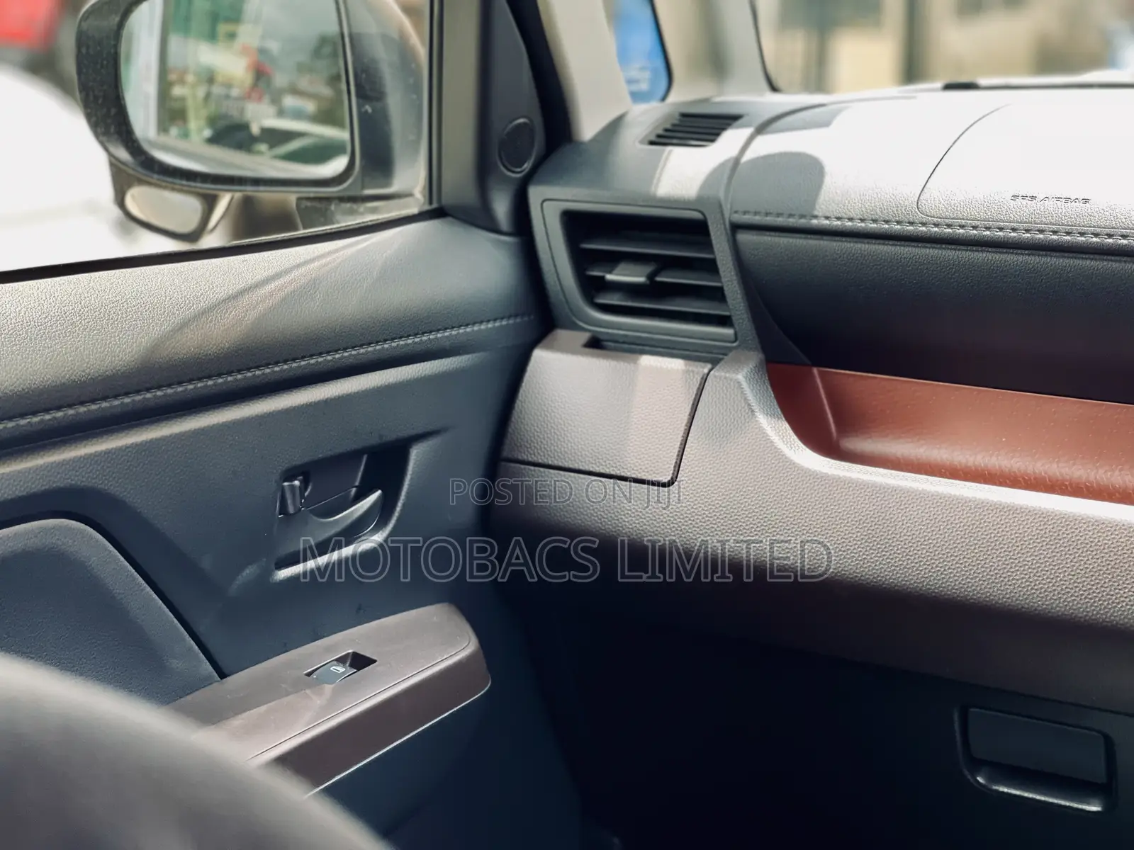 Toyota Roomy 1.0 FWD 2018 Silver