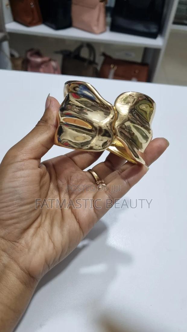 Unique Bangle for Ladies Trendy