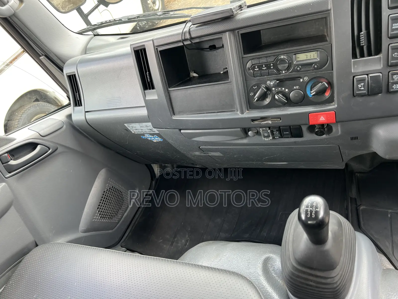 2019 Isuzu NMR 88