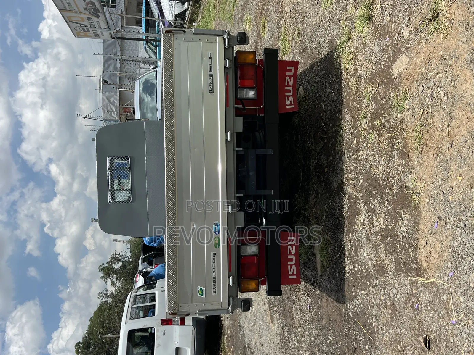 2019 Isuzu NMR 88