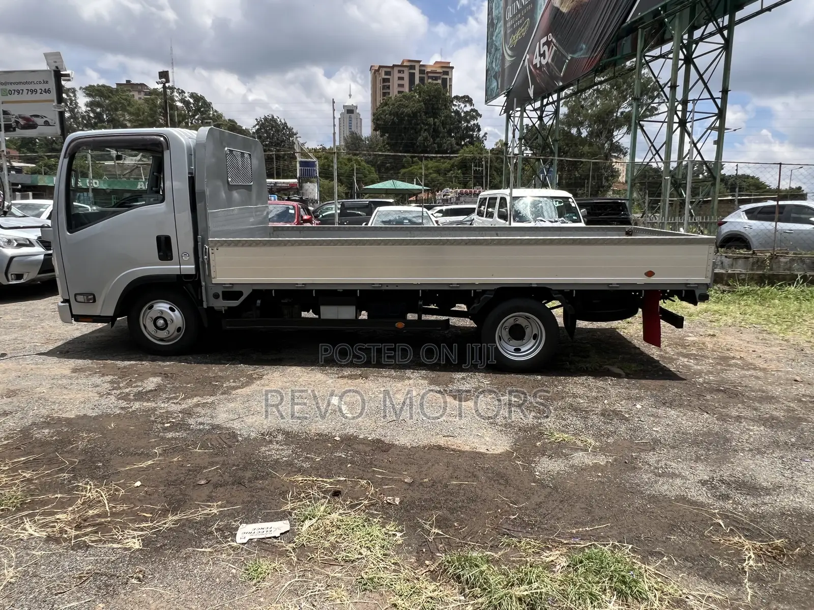 2019 Isuzu NMR 88