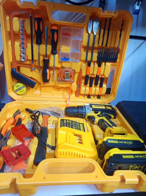 Dewalt Drill Set