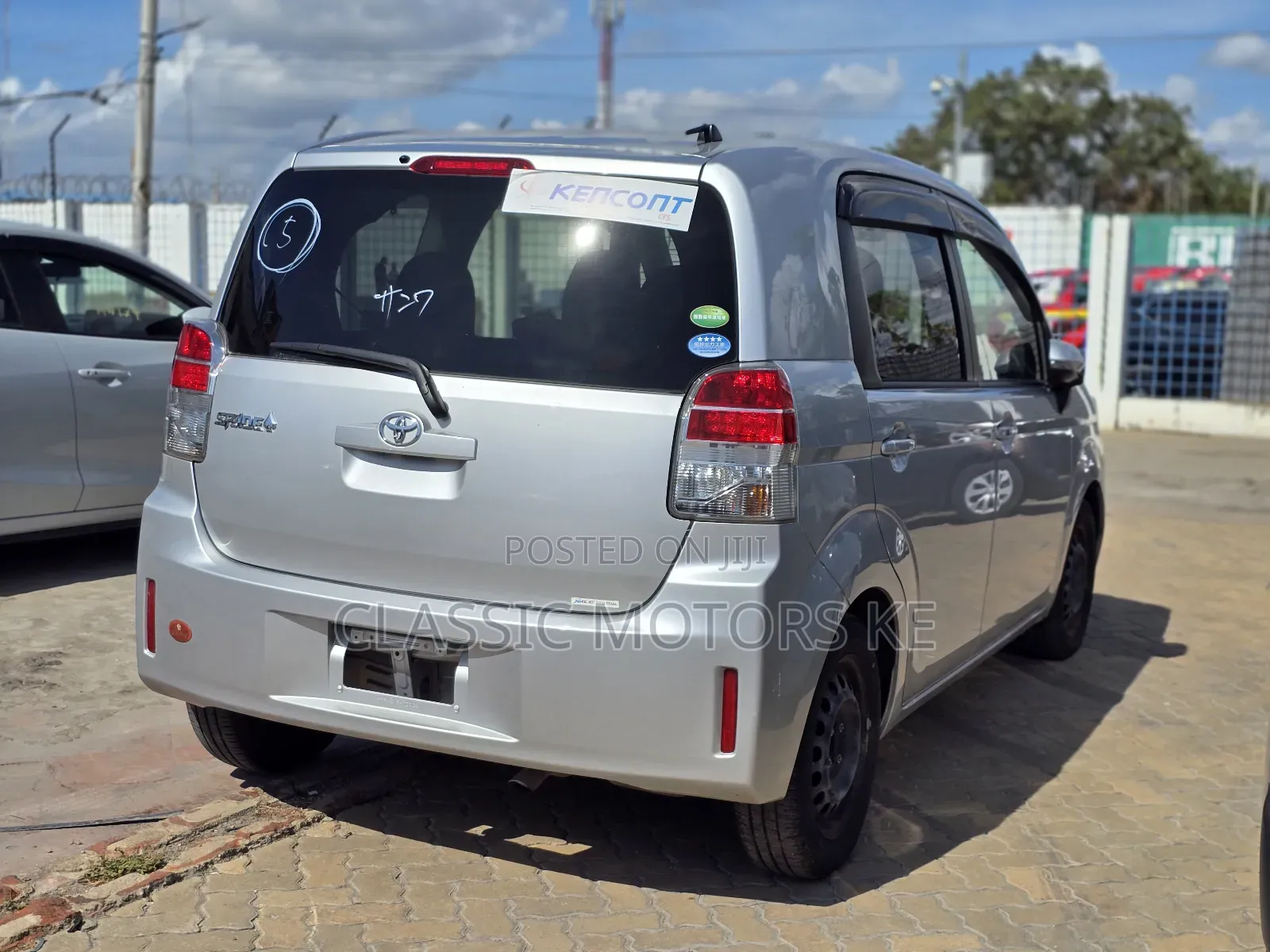 Toyota Spade 1.5 2018 Silver