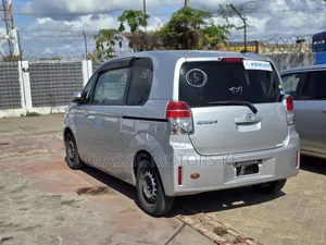 Toyota Spade 1.5 2018 Silver