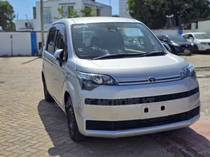 Toyota Spade 1.5 2018 Silver