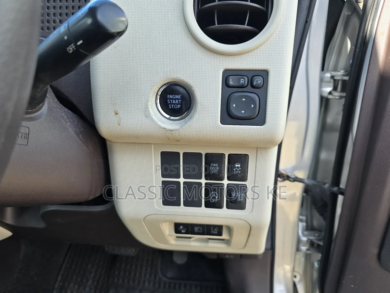 Toyota Spade 1.5 2018 Silver
