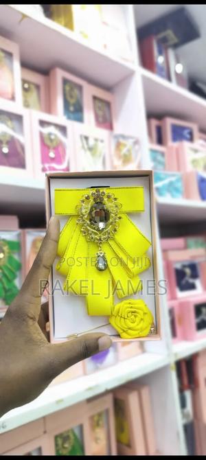 Yellow French Bowtie - thumbnail 2