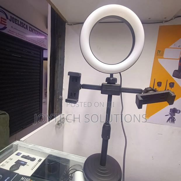 Table Stand Phone Holders With a Ring - thumbnail 3