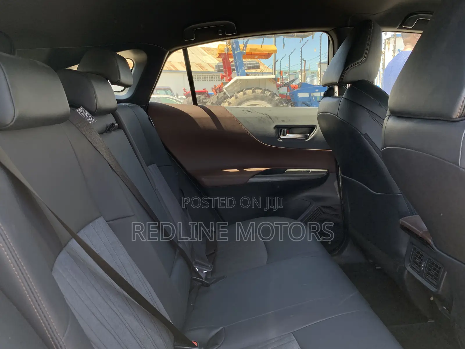 Toyota Harrier 2.5 Hybrid 4WD 2020 Pearl