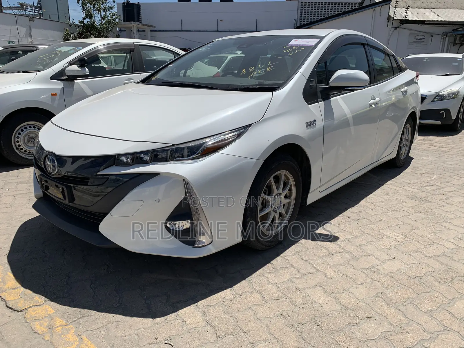 Toyota Prius One 2018 Pearl