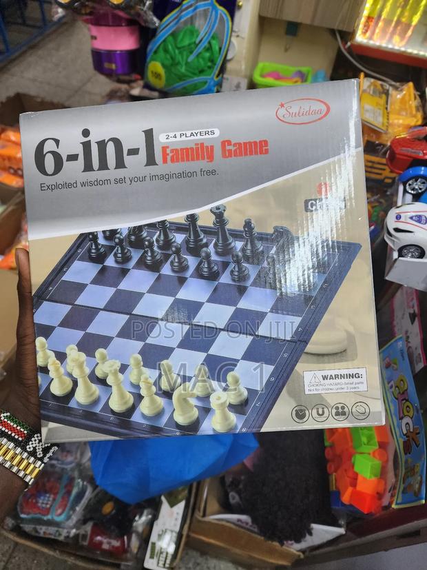 6-in-1 Family Board Game Set - Chess, Checkers, and More