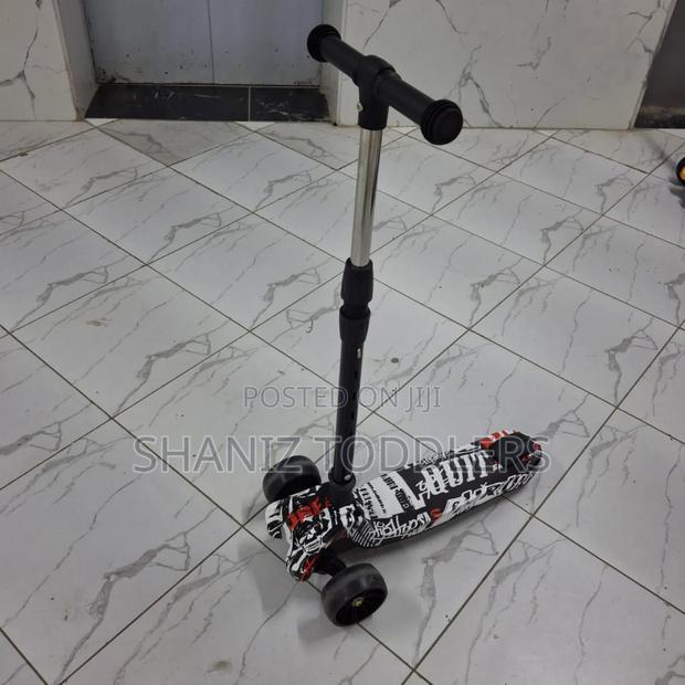 Adjustable Height Quality Scooter - main view
