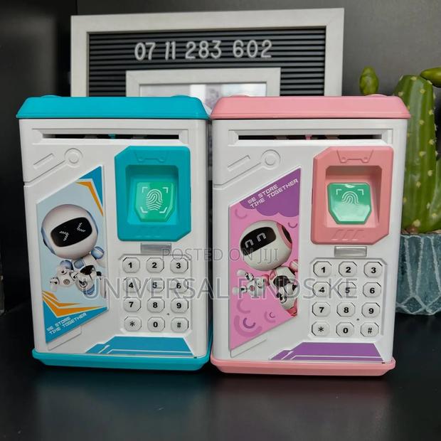 Robot-Themed Piggy Banks With Fingerprint/Keypad Security. - thumbnail 3