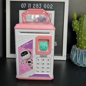 Robot-Themed Piggy Banks With Fingerprint/Keypad Security. - thumbnail 2