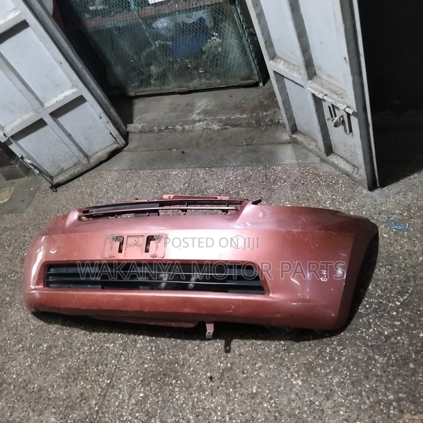 Toyota Passo 2005/06/07/08 Front Bumper, Clean Ex Japan