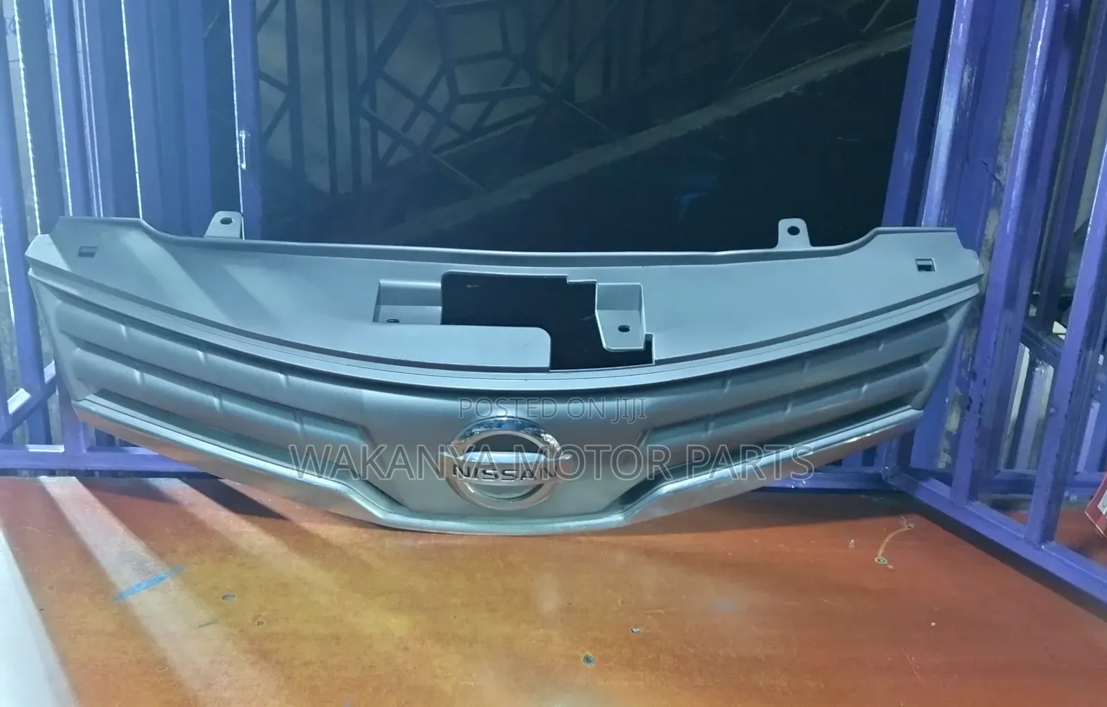 Nissan Note E11, 2008/09/10/11 Grille, Ex Japan Vehicle Part