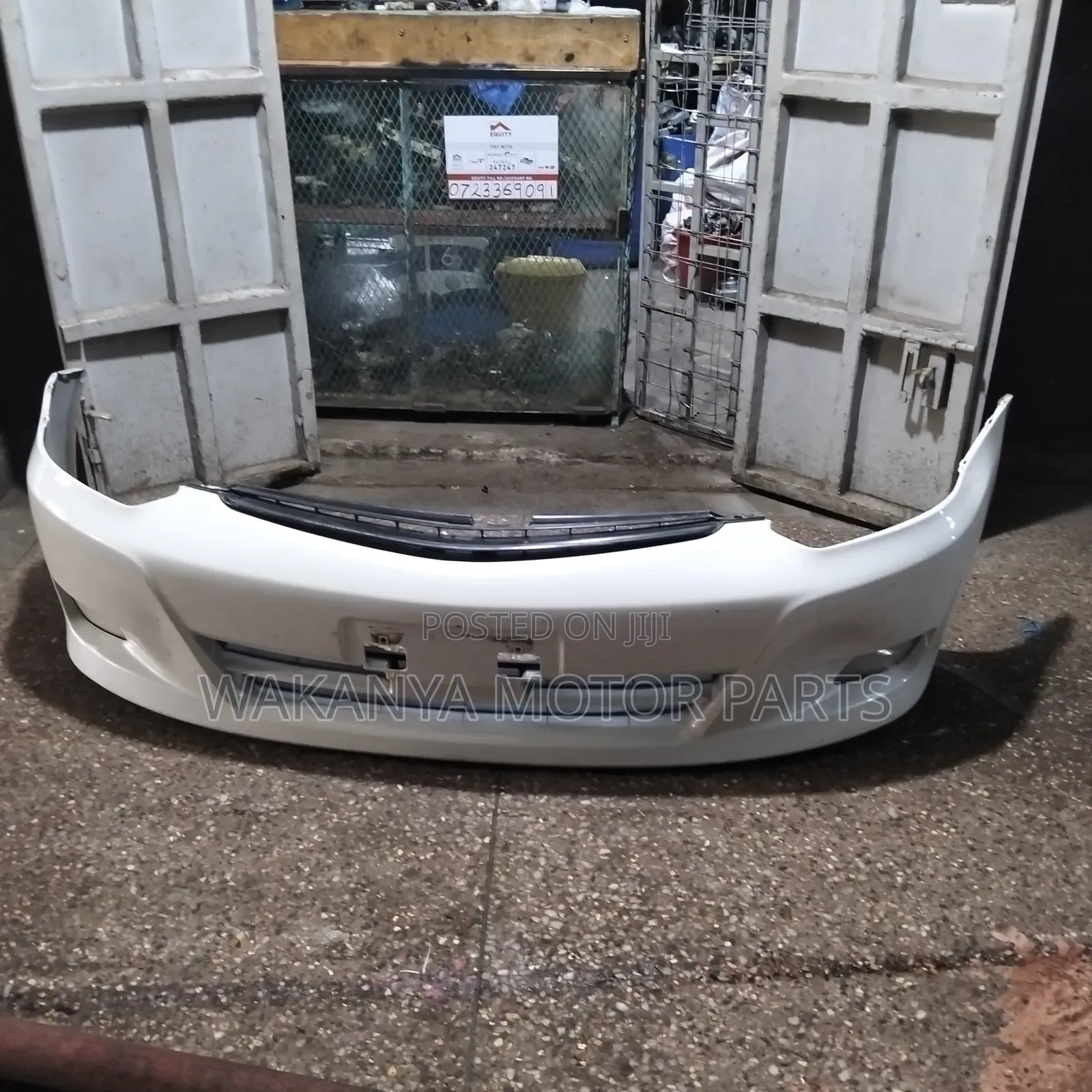 Toyota Wish 2005/06/07/08 Front Bumper Complete With Fogs