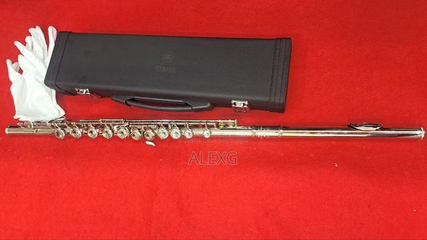 Yamaha Concert Flute - thumbnail 3