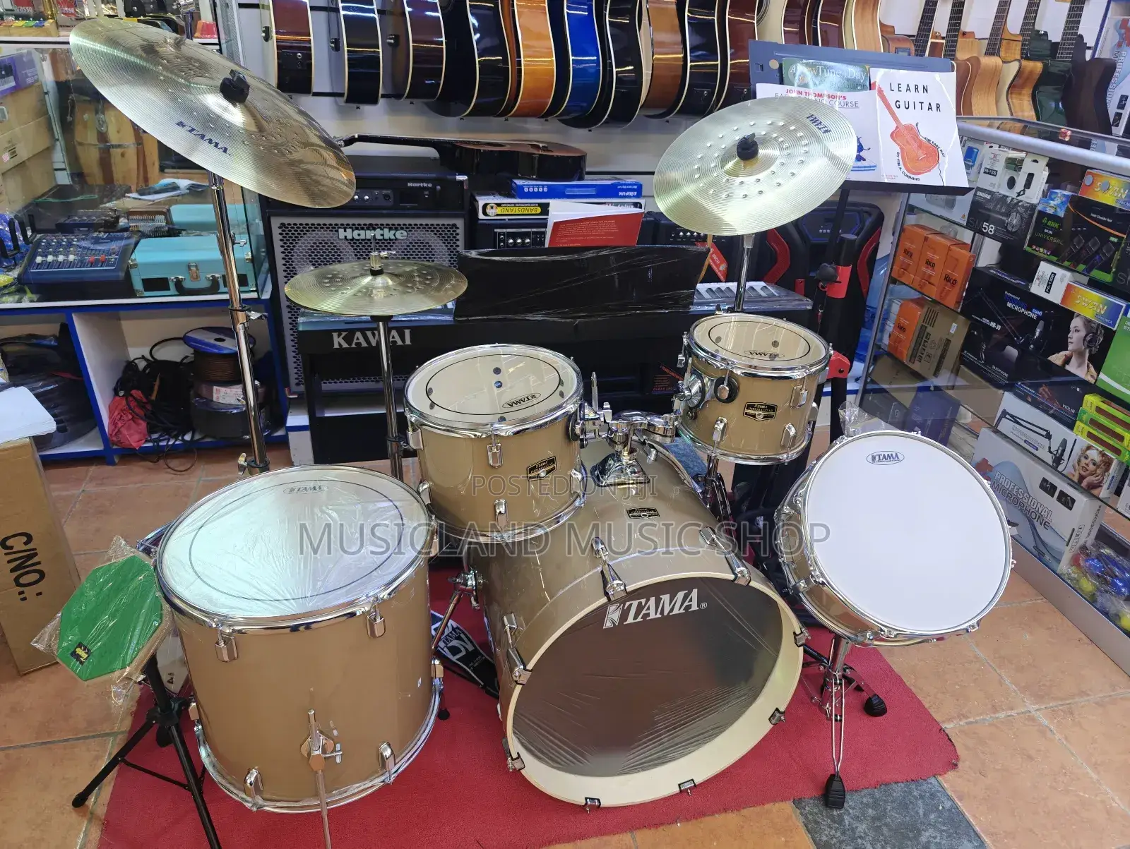 Tama 3 Stand Drumset