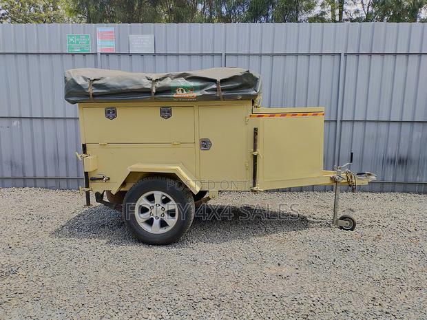 Camping Trailer - thumbnail 2