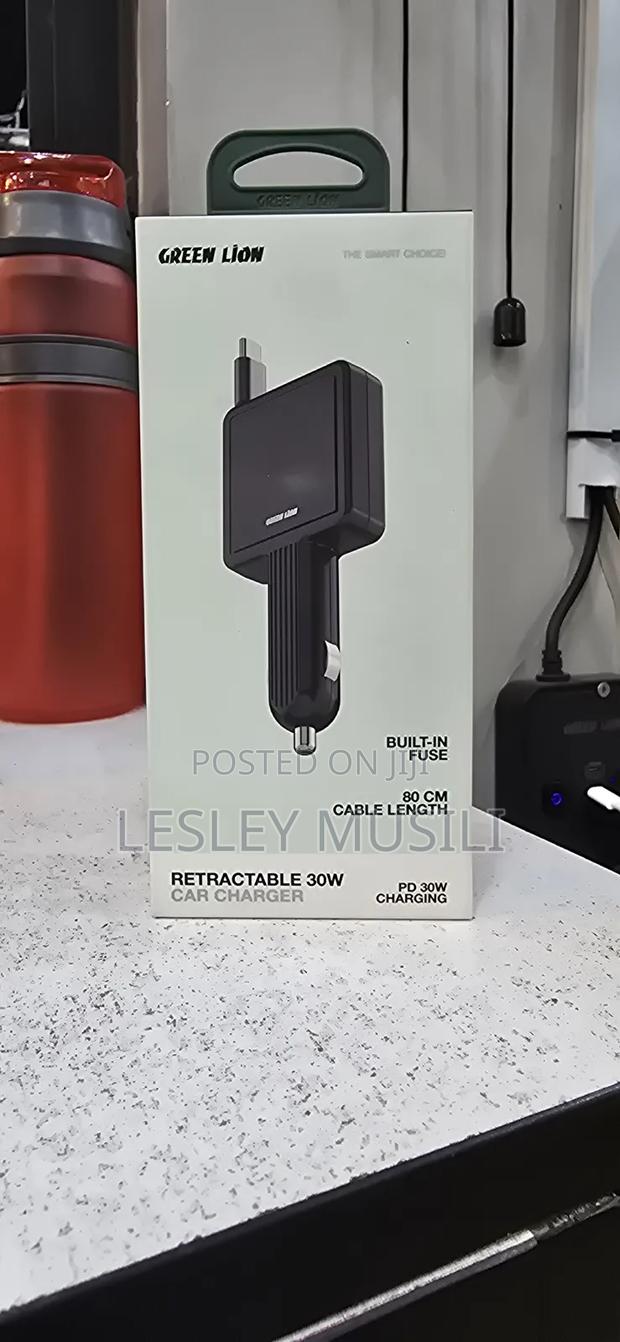 Greenlion Retractable 30w Car Charger - main view