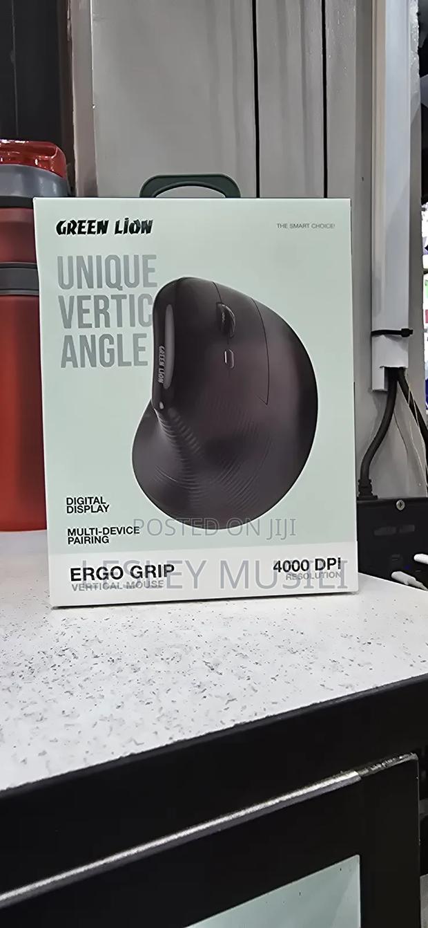 Green Lion Ergo Grip Vertical Mouse - Black