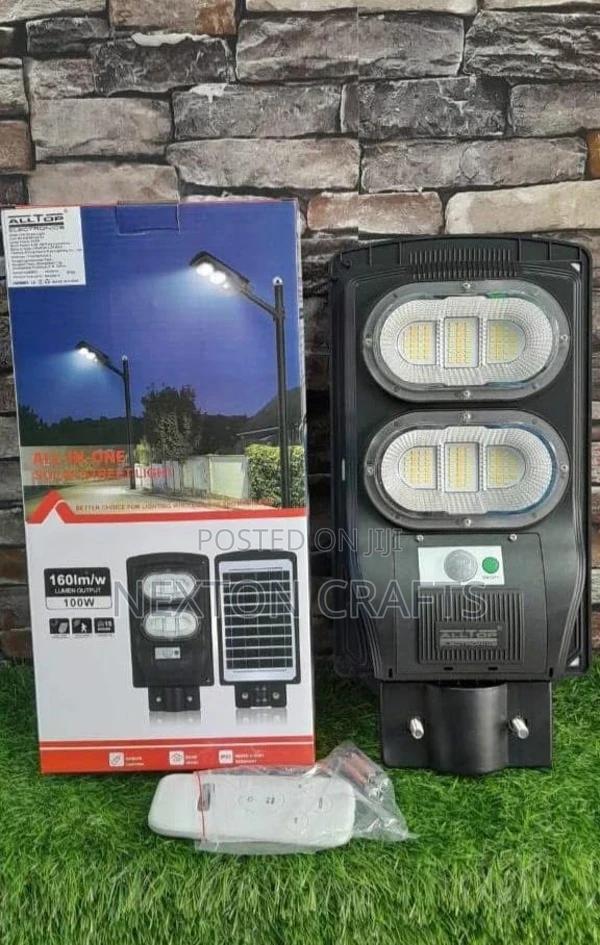 100w Solar Led Street Lamp - main view
