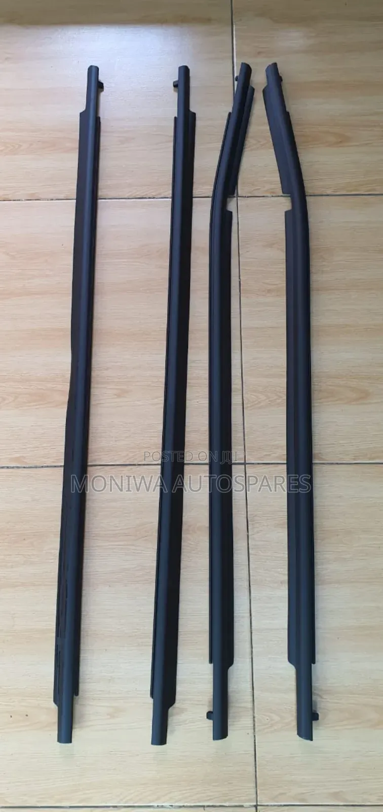 Weather Strip Toyota Auris 2008