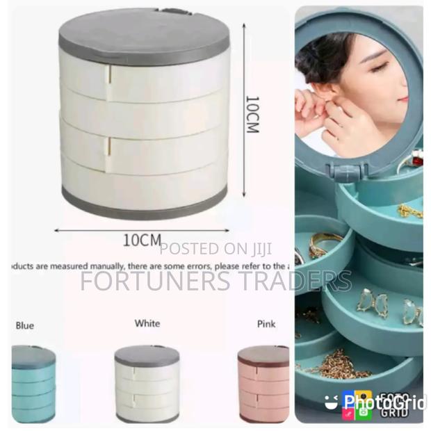 Rotating Accessories Storage Box*