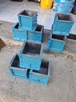 15cm3 Cast Iron Concrete Testing Cube Moulds.