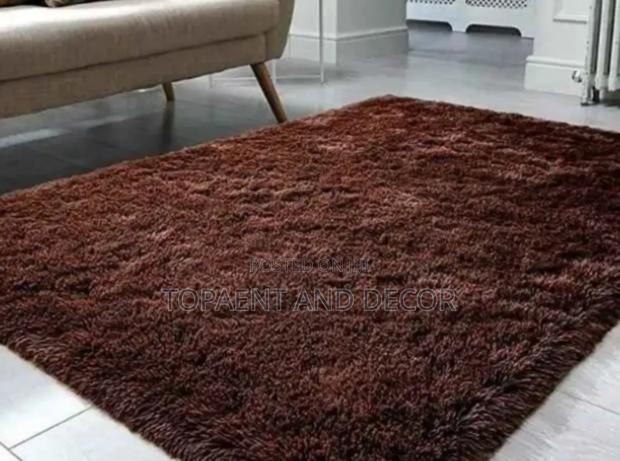 Easy to Clean and Handle Classy Quality Fluffy Carpet